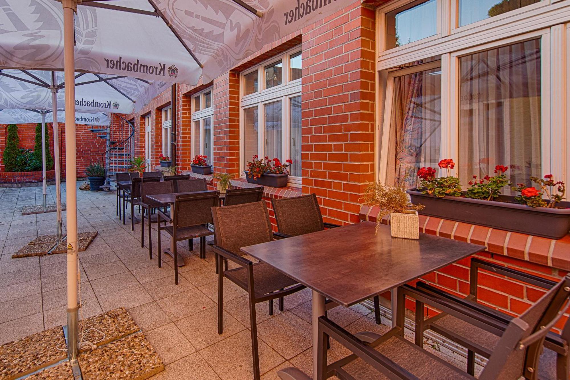 Hotel Fuersteneck Bernburg Exterior photo